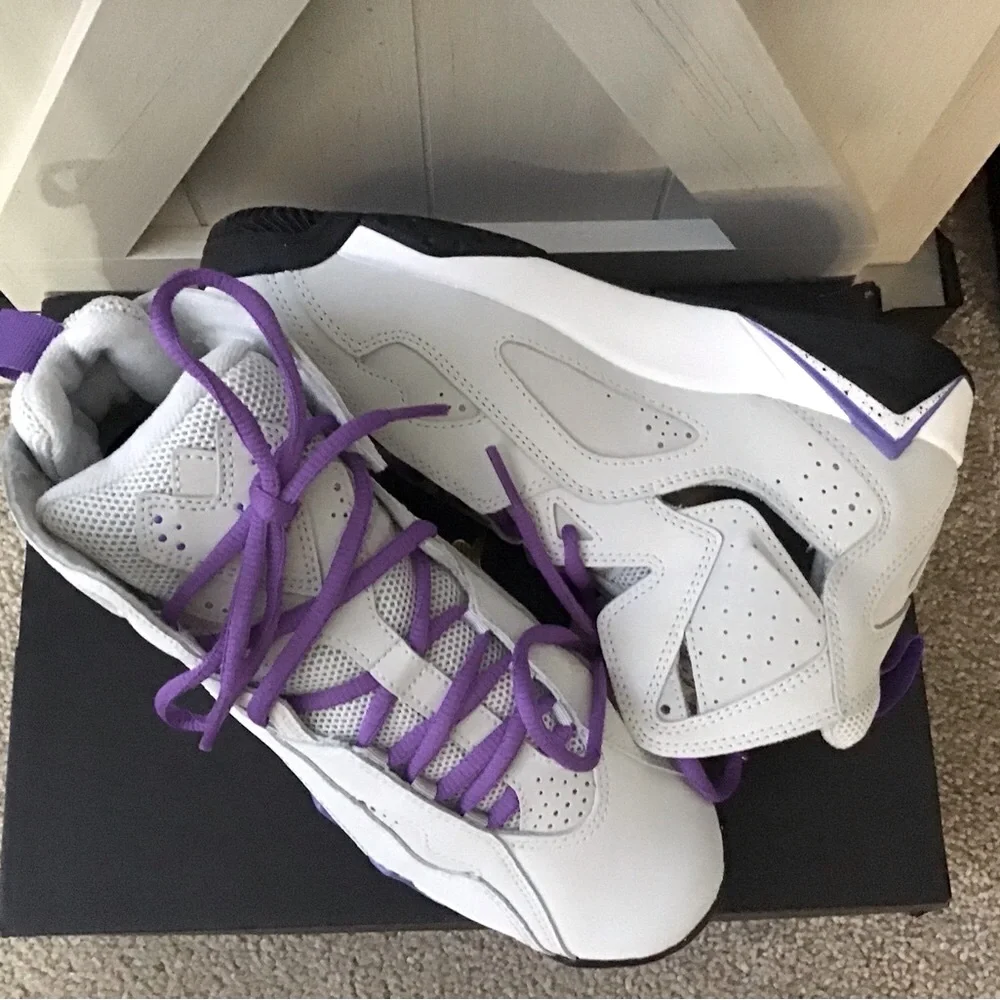 Jordan True Flight